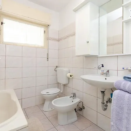 Fuer 4 Personen Ca 67 Qm In Jadranovo, Kvarner Bucht Crikvenica Und Umgebung Apartmán Jadranovo